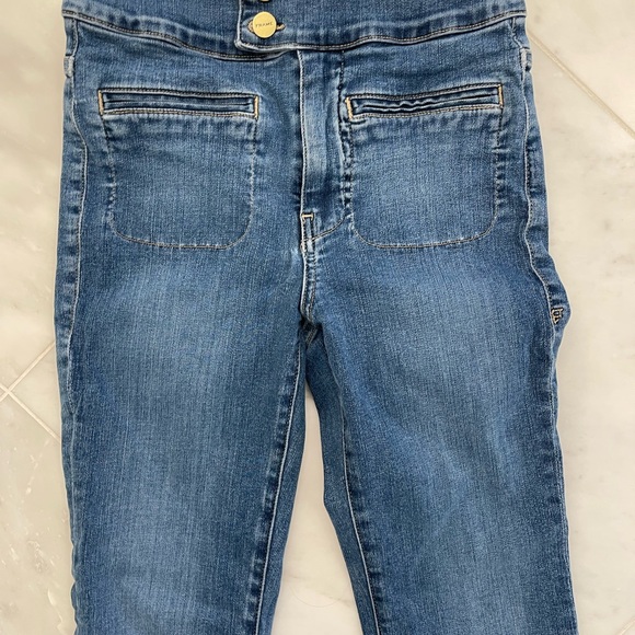 Frame Denim Le Hardy Crop Flare in medium wash Zip fly with double button. - Picture 4 of 7